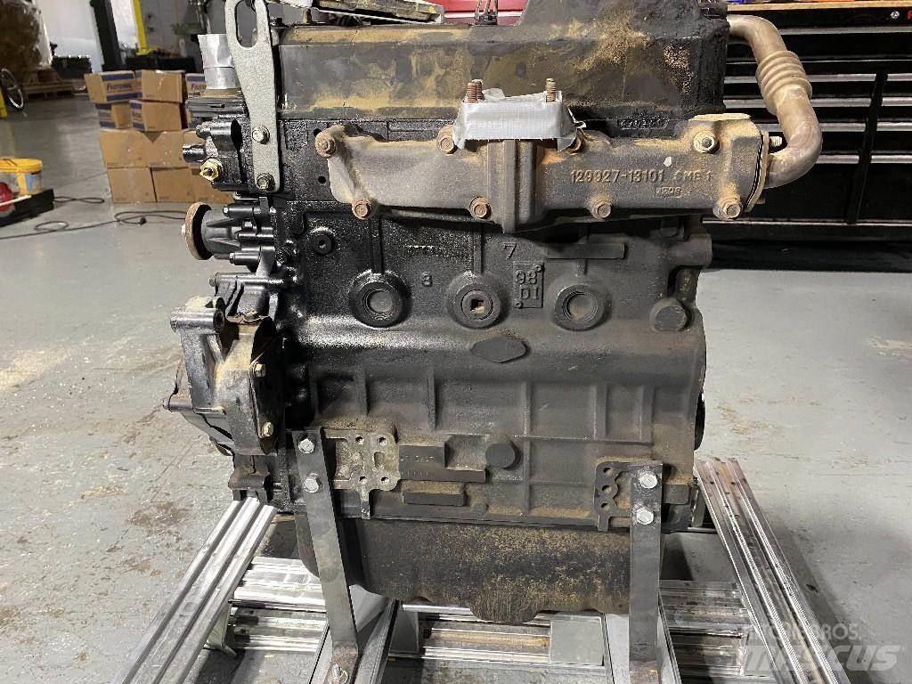 Yanmar 4TNV98T-ZXWTB Dzinēji