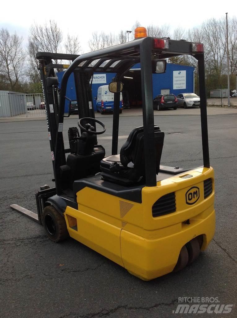OM XE 18 3ac Elektriskie iekrāvēji