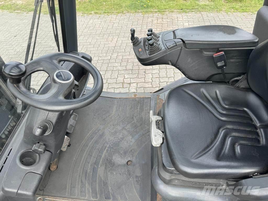 Linde H30D-02 Tehnika ar dīzeļa dzinēju