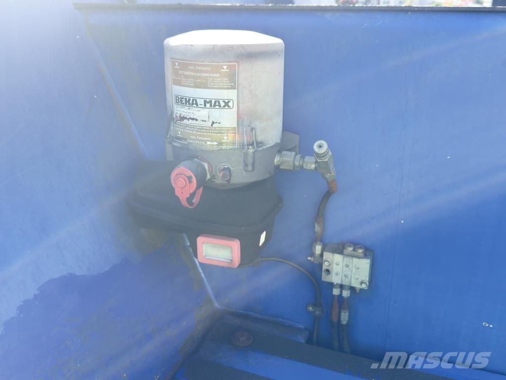 SMV 52-1200B Tehnika ar dīzeļa dzinēju