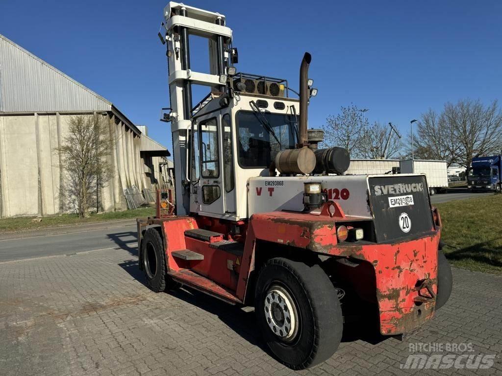 Svetruck 13.6-120-32 Tehnika ar dīzeļa dzinēju