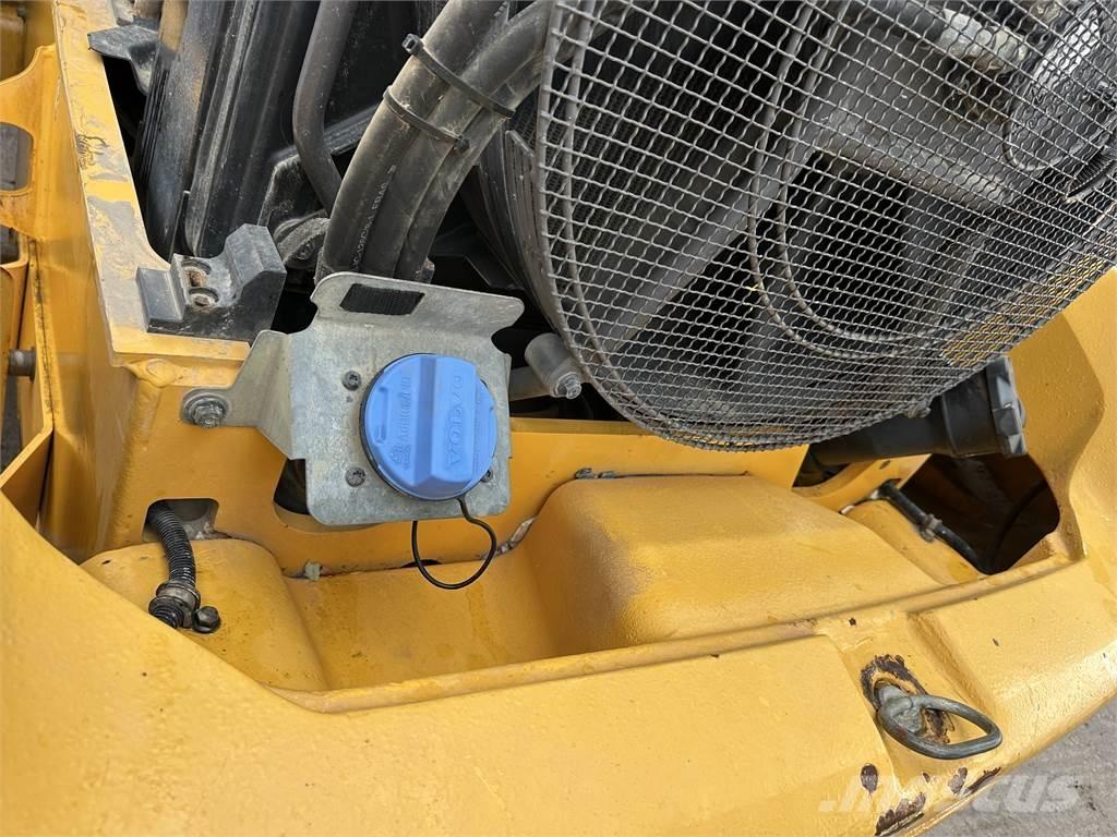 Volvo BM L70H Frontālie iekrāvēji un ekskavatori