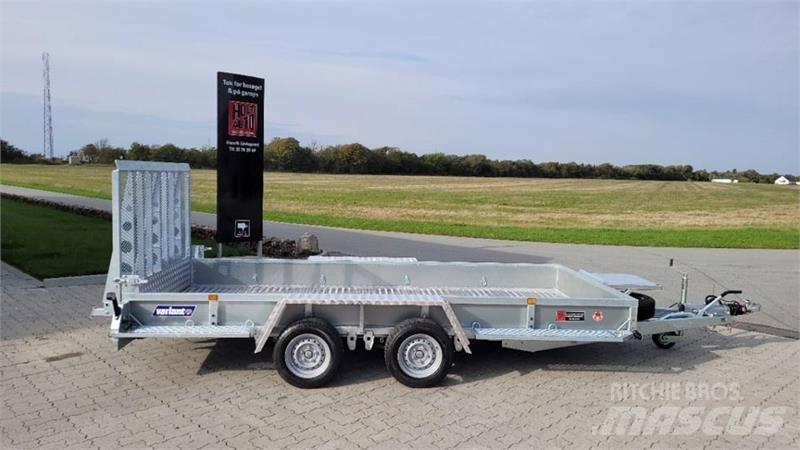 Gehl 440 Mini iekrāvēji