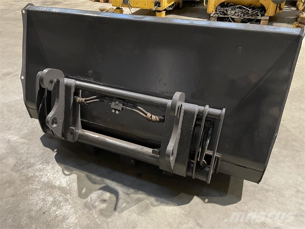  1.80 kbm Højtipskovl Kausi