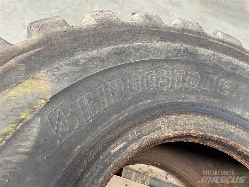  23.5xR25 Bridgestone dæk Riepas, riteņi un diski