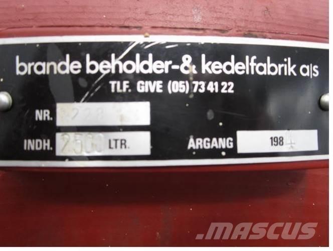  2500 L Tank Citas sastāvdaļas
