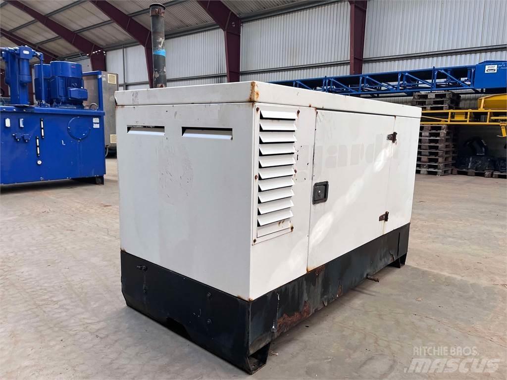  30 kVA Perkins generator Dzinēji