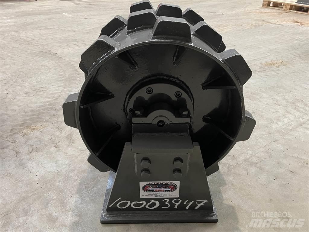  450 mm kompaktorhjul Pneimatiskie veltņi