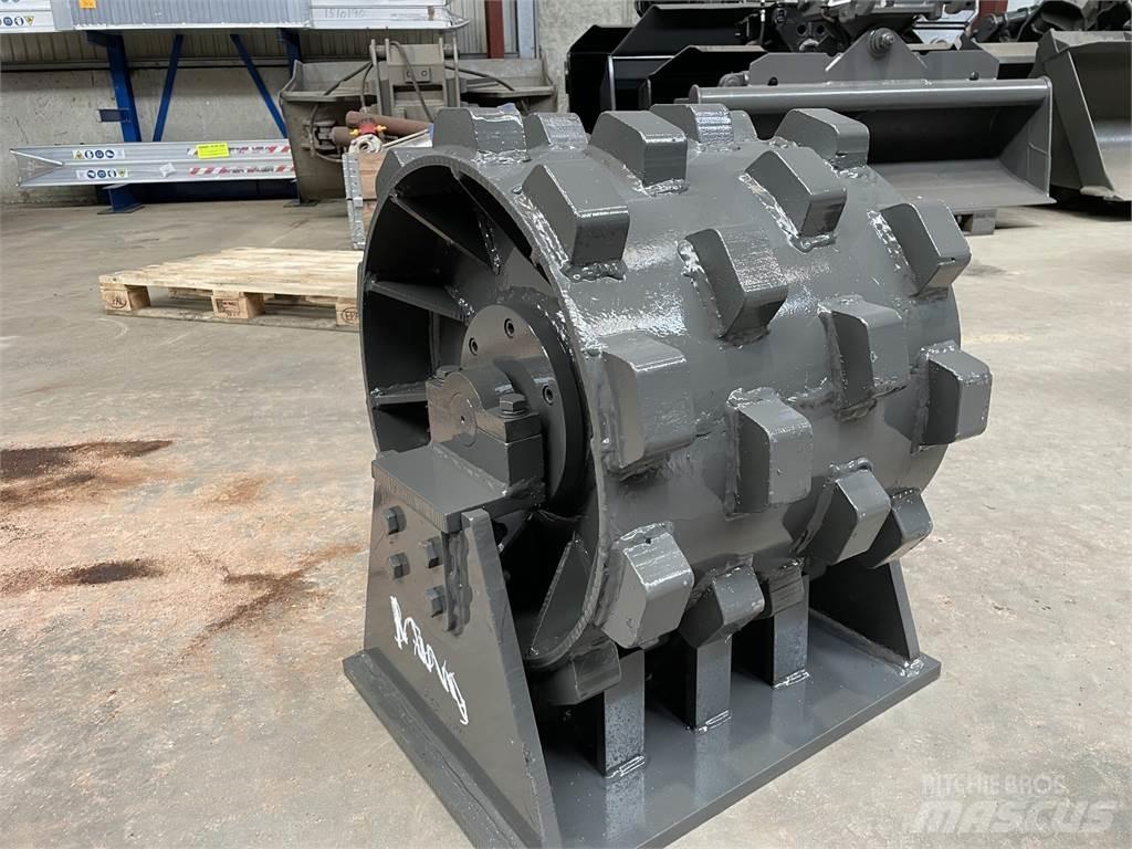  450 mm kompaktorhjul Pneimatiskie veltņi