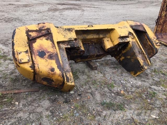  Ballastklods ex. Volvo L180E Citas sastāvdaļas
