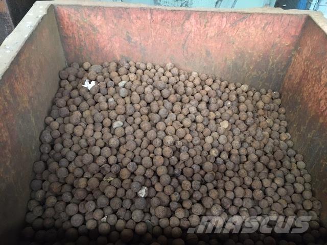  Ballastkugler - ca. 10 ton Citas sastāvdaļas