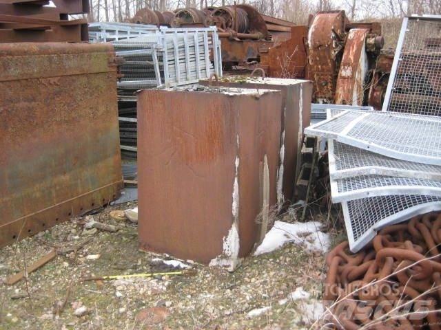  Ballastvægte 4 stk. - 2300 kg Pacēlāju/krānu aprīkojums