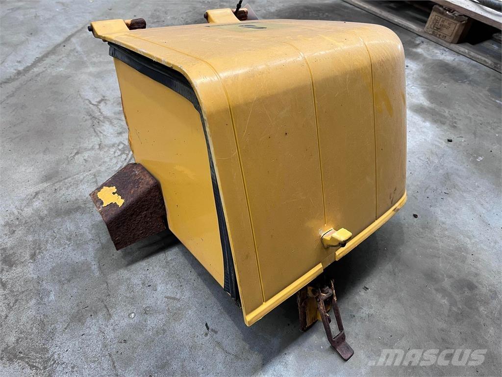  Batterikasse, Volvo L90E Citas sastāvdaļas