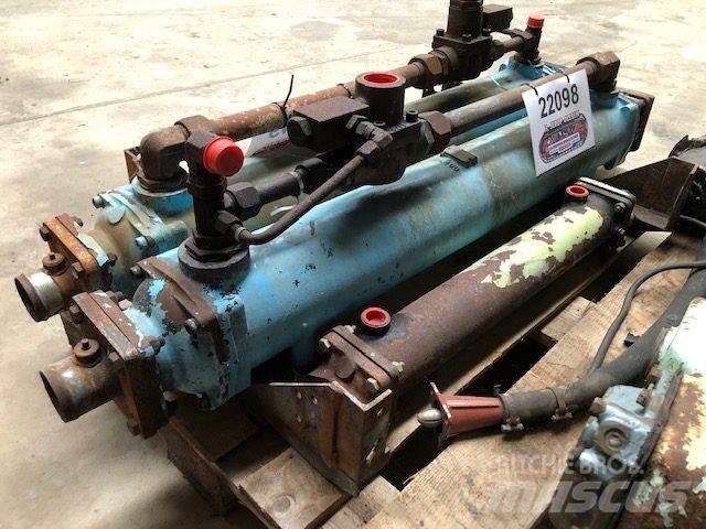 Bowman GL400 Oliekøler Būvniecība- Citi