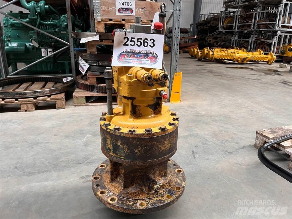 CAT 323D krøjegear Būvniecība- Citi