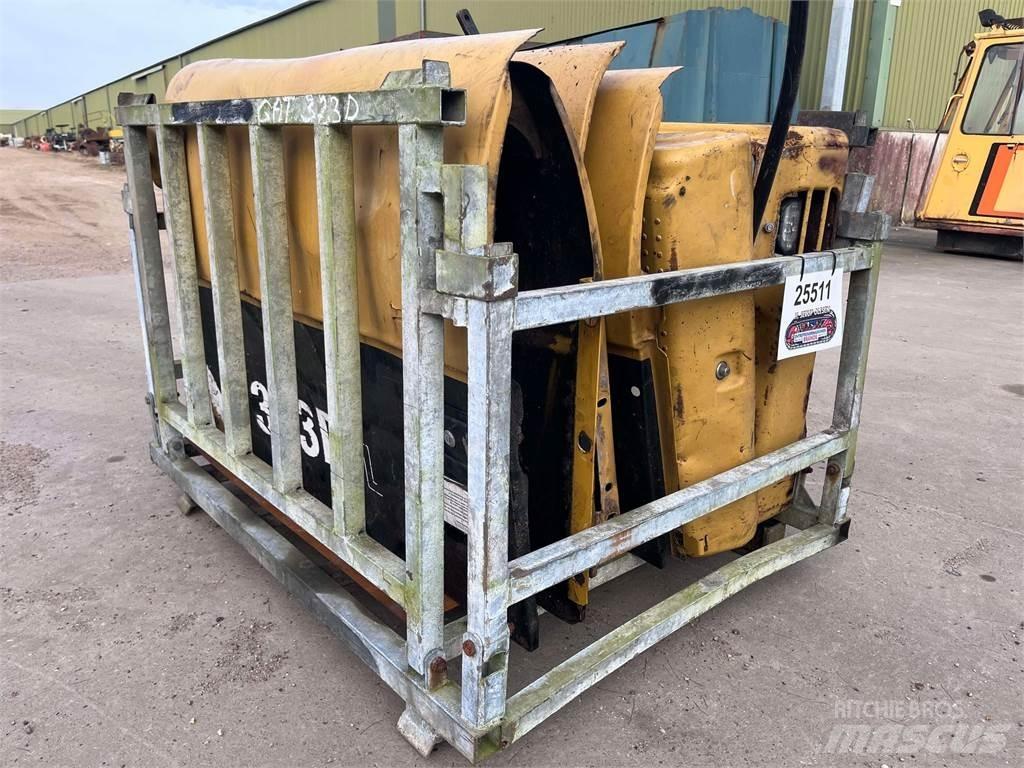 CAT 323D Skærme Citas sastāvdaļas