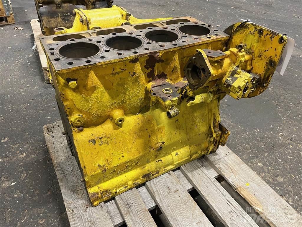 CAT 3304 motorblok Dzinēji