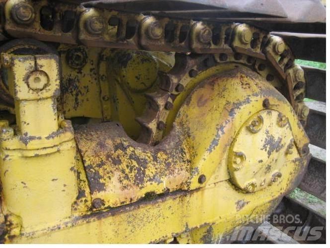 CAT D5LGP dozer, til ophug Kāpurķēžu buldozeri