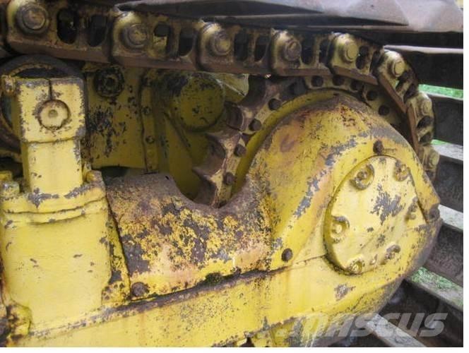 CAT D5LGP dozer, til ophug Kāpurķēžu buldozeri