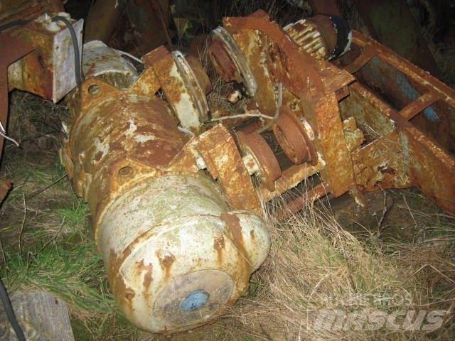 Demag P632 H8,4 Visurgājēji celtņi