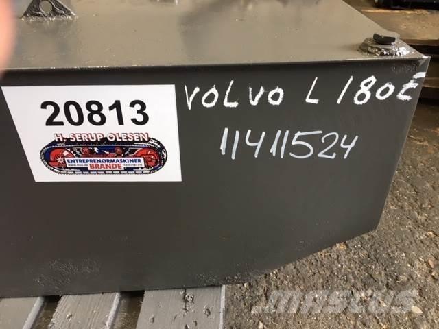  Dieseltank ex. Volvo L180E Citas sastāvdaļas