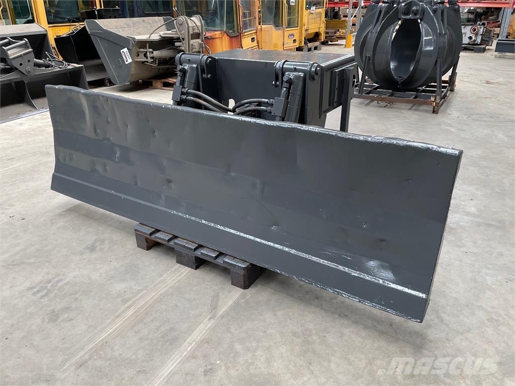  Dozerblad, hydraulisk Citas sastāvdaļas