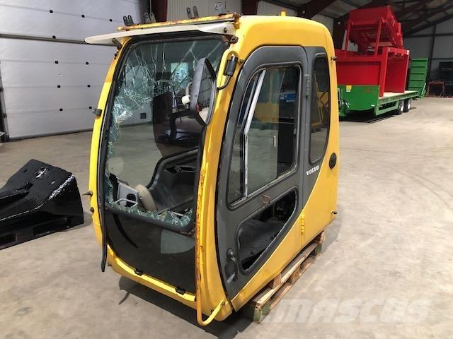  Førerhus ex. Volvo EC240LC Citas sastāvdaļas