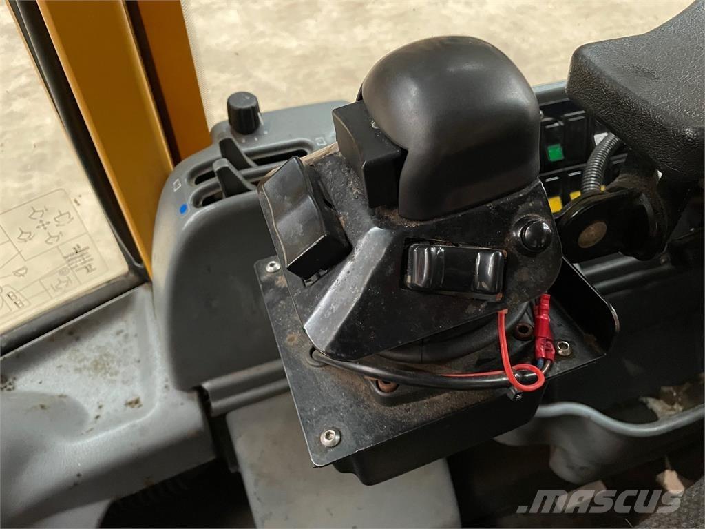  Førerhus, ex. Volvo L180D Citas sastāvdaļas