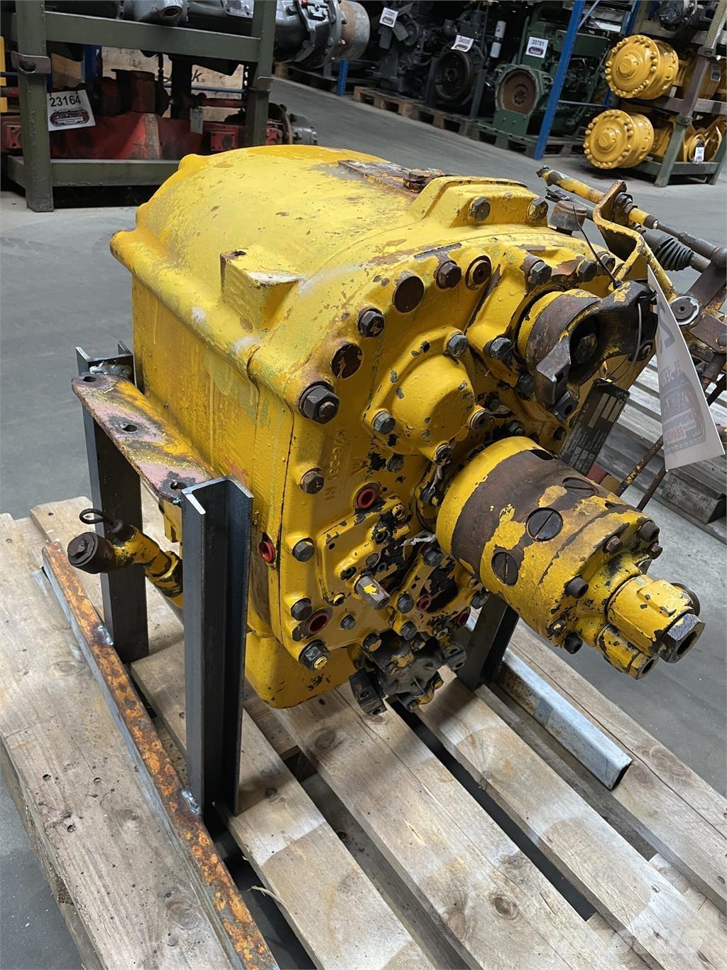 Hanomag 22C transmission Transmisija