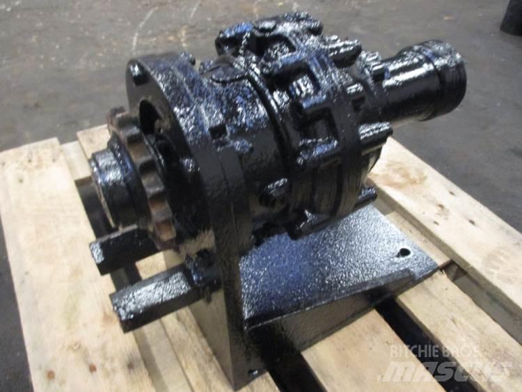  Hyd. gear Pārnesumkārbas