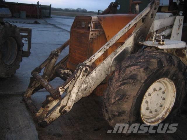 Hydrema 905 til ophug Ekskavatori-iekrāvēji