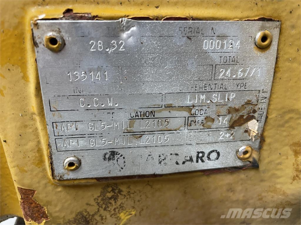 Hydrema 906B frontaksel Asis