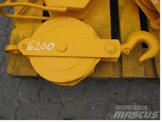  Kasteblok - ca. 5 ton Pacēlāju/krānu aprīkojums
