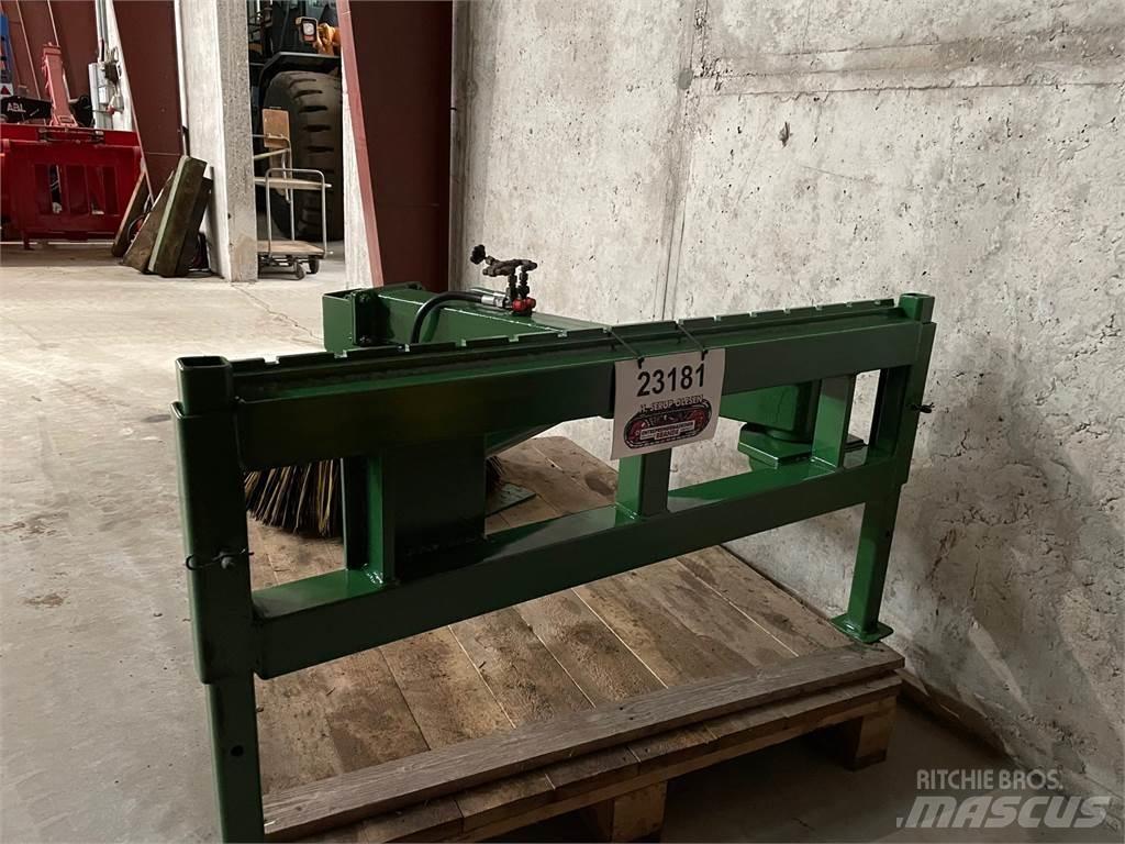  Kost med hydraulisk sving Būvniecība- Citi