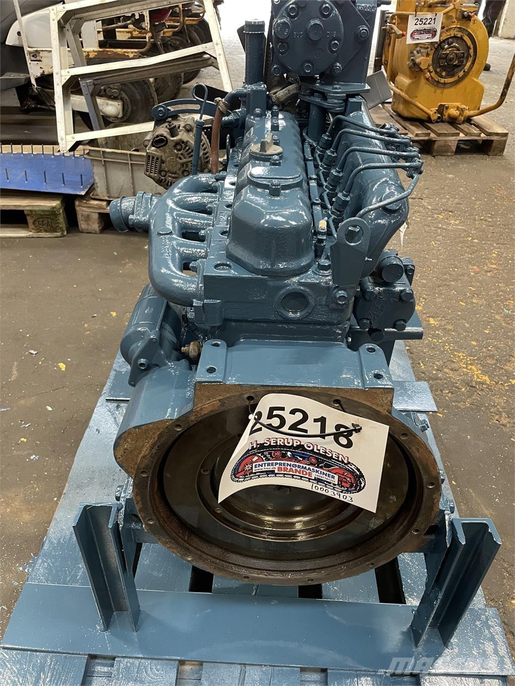 Kubota F2803 motor - 5 cyl. Dzinēji