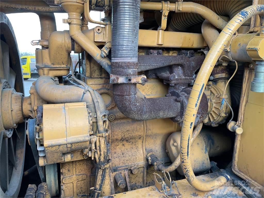 Liebherr LR621B til ophug Kāpurķēžu buldozeri