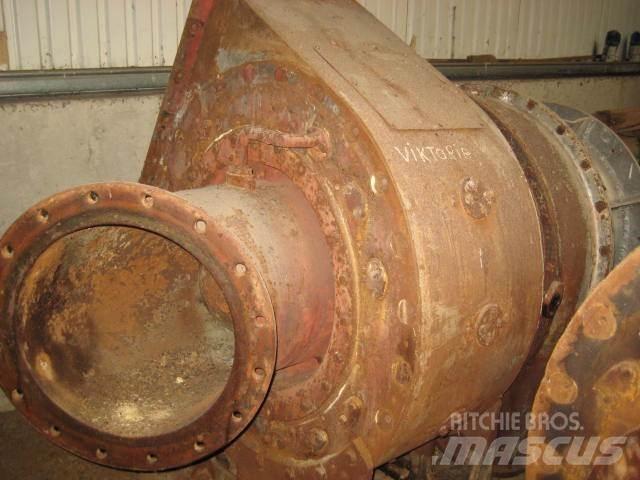 MAN 12V 32/40 turbo - 2 stk Citas sastāvdaļas