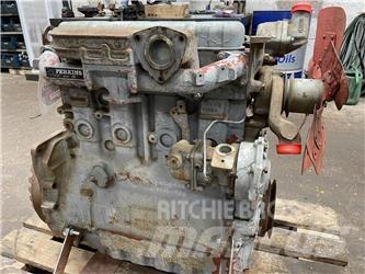 Perkins 4236 motor Dzinēji
