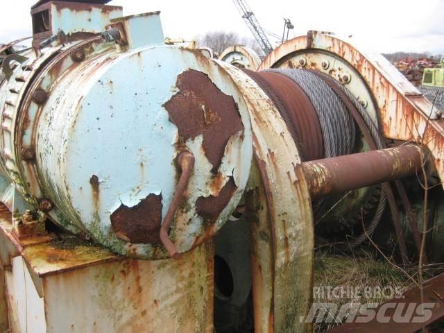  Spil ex. Storhavn - 1 stk. Pacēlāji, vinčas un materiālu lifti