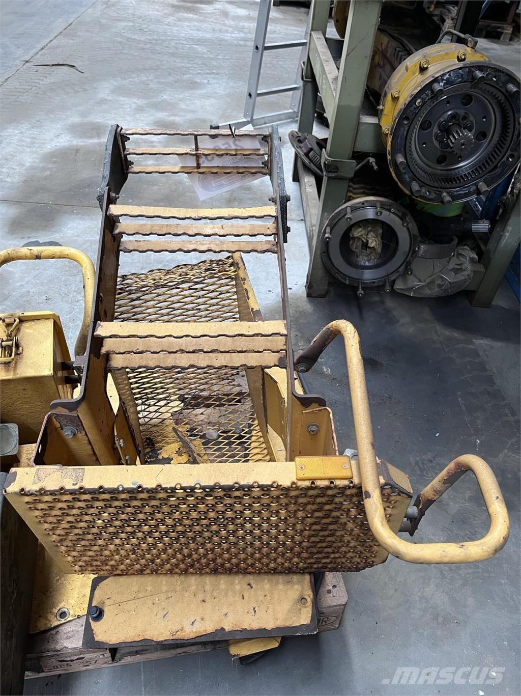  Trappe, Volvo L90E Citas sastāvdaļas
