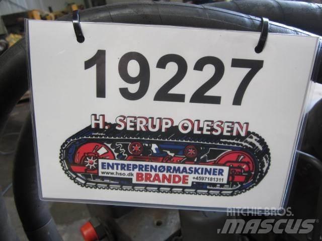 Volvo 230B Krøjegear Būvniecība- Citi