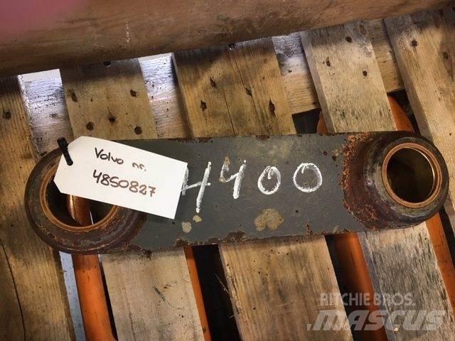 Volvo 4400 Link Arm Citas sastāvdaļas