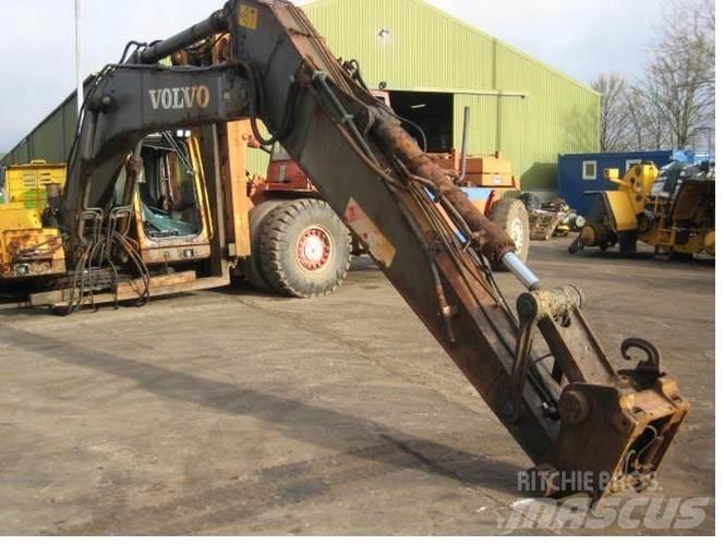 Volvo EC210BLC til ophug Kāpurķēžu ekskavatori