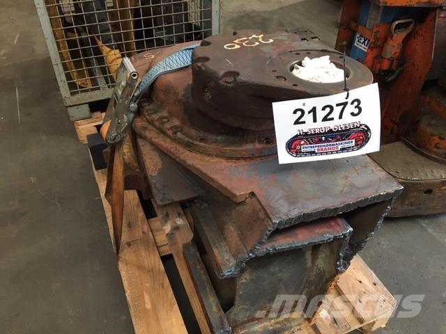Volvo EC230 Køregear Transmisija