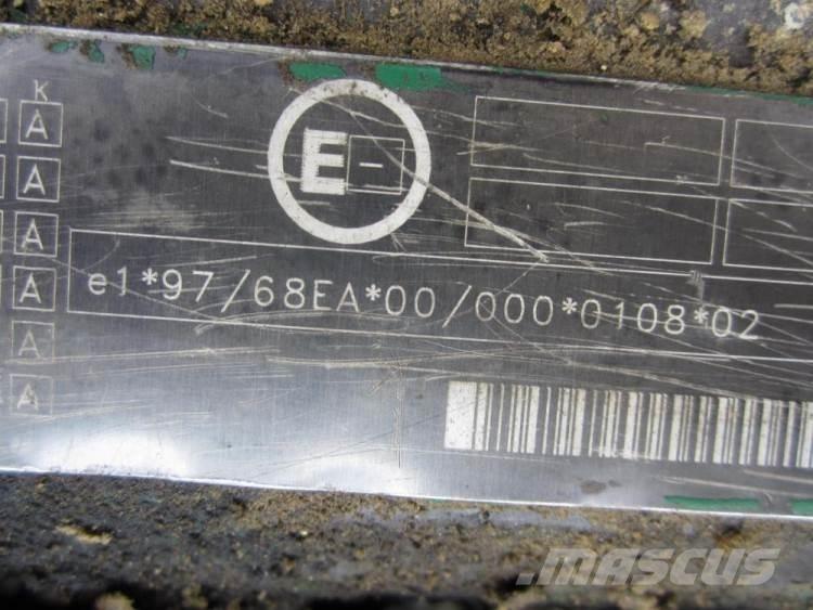 Volvo EC290BLC til ophug Kāpurķēžu ekskavatori