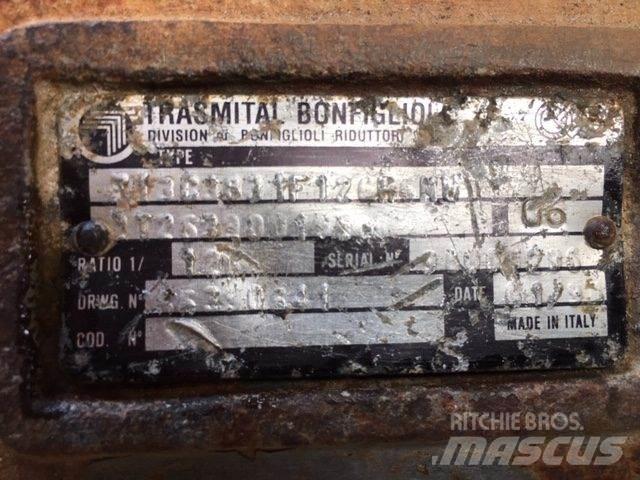 Volvo EC340 Køregear Transmisija