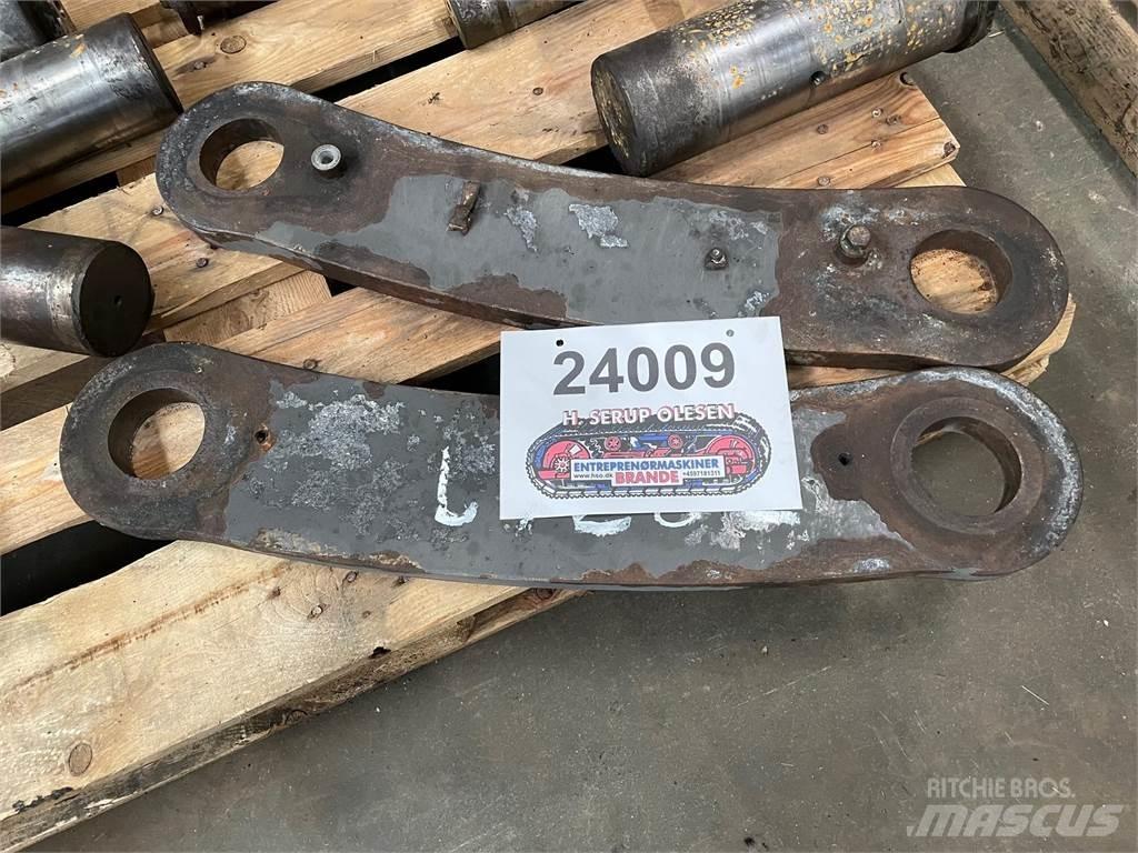 Volvo L120E Link Arm Citas sastāvdaļas