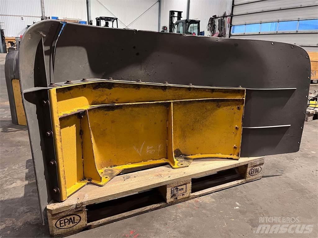 Volvo L120F frontskærm Citas sastāvdaļas