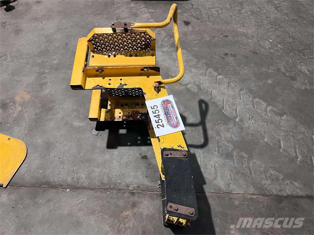 Volvo L120F trinbræt Citas sastāvdaļas