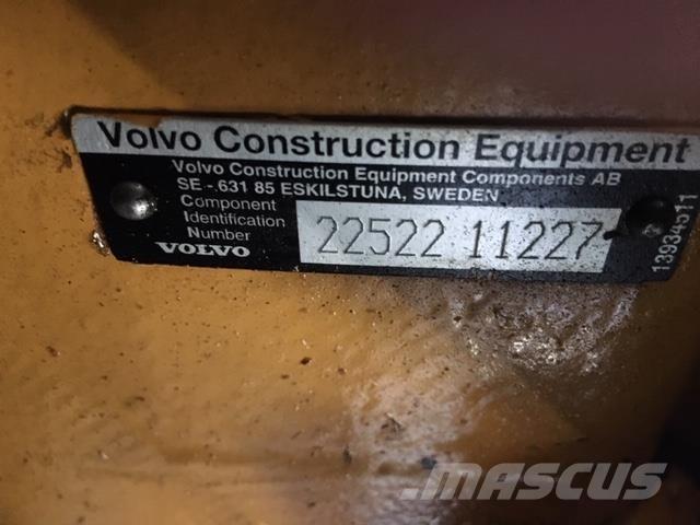 Volvo L180E Transmission Transmisija